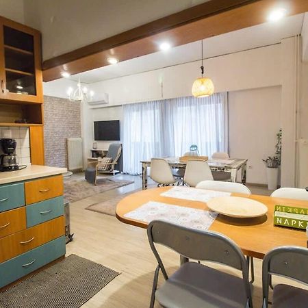 Stylish Apt In Athens Center Exterior foto